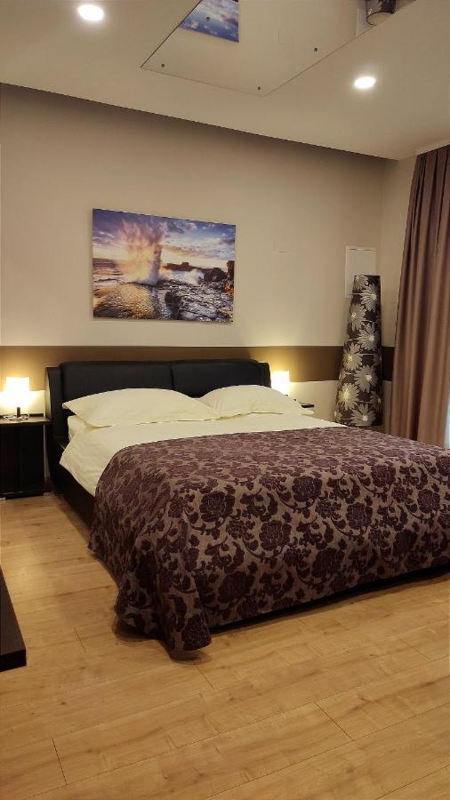 Rooms Villa Oasiss Vinkuran Rom bilde