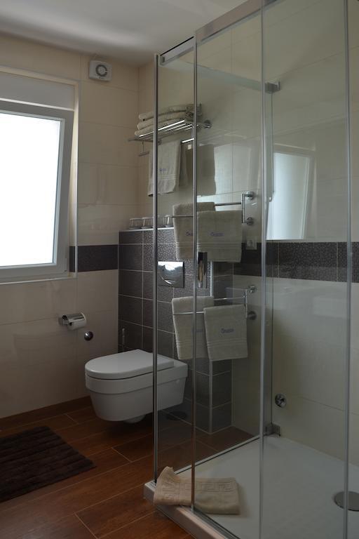 Rooms Villa Oasiss Vinkuran Rom bilde