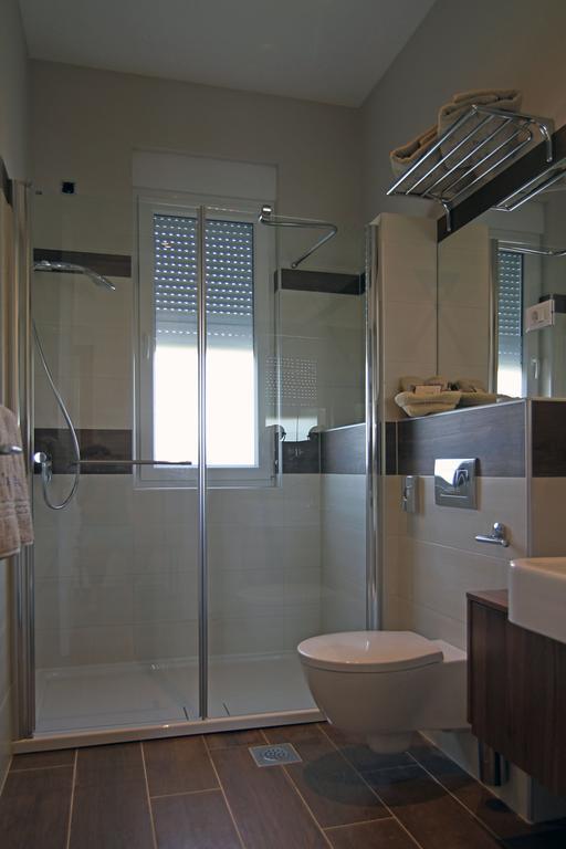 Rooms Villa Oasiss Vinkuran Rom bilde